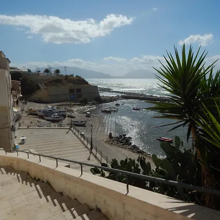 Casa Vacanze La Giara 2 *